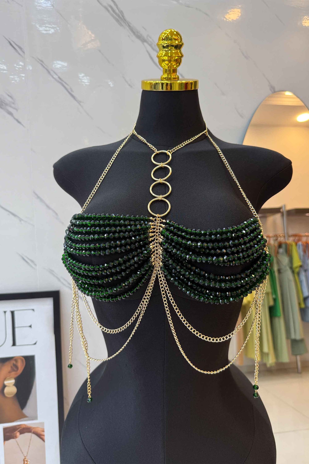 Top Corrente Dourada com Contas (Miçangas) em Camadas e Pendentes