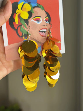 Brinco dourado escama de peixe