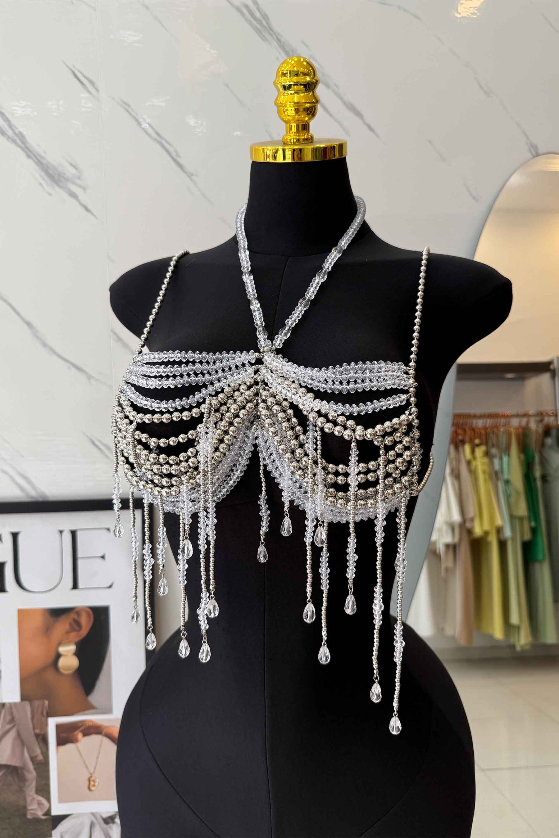 Top Corrente com Contas e Cristais Pendentes Estilo Joia