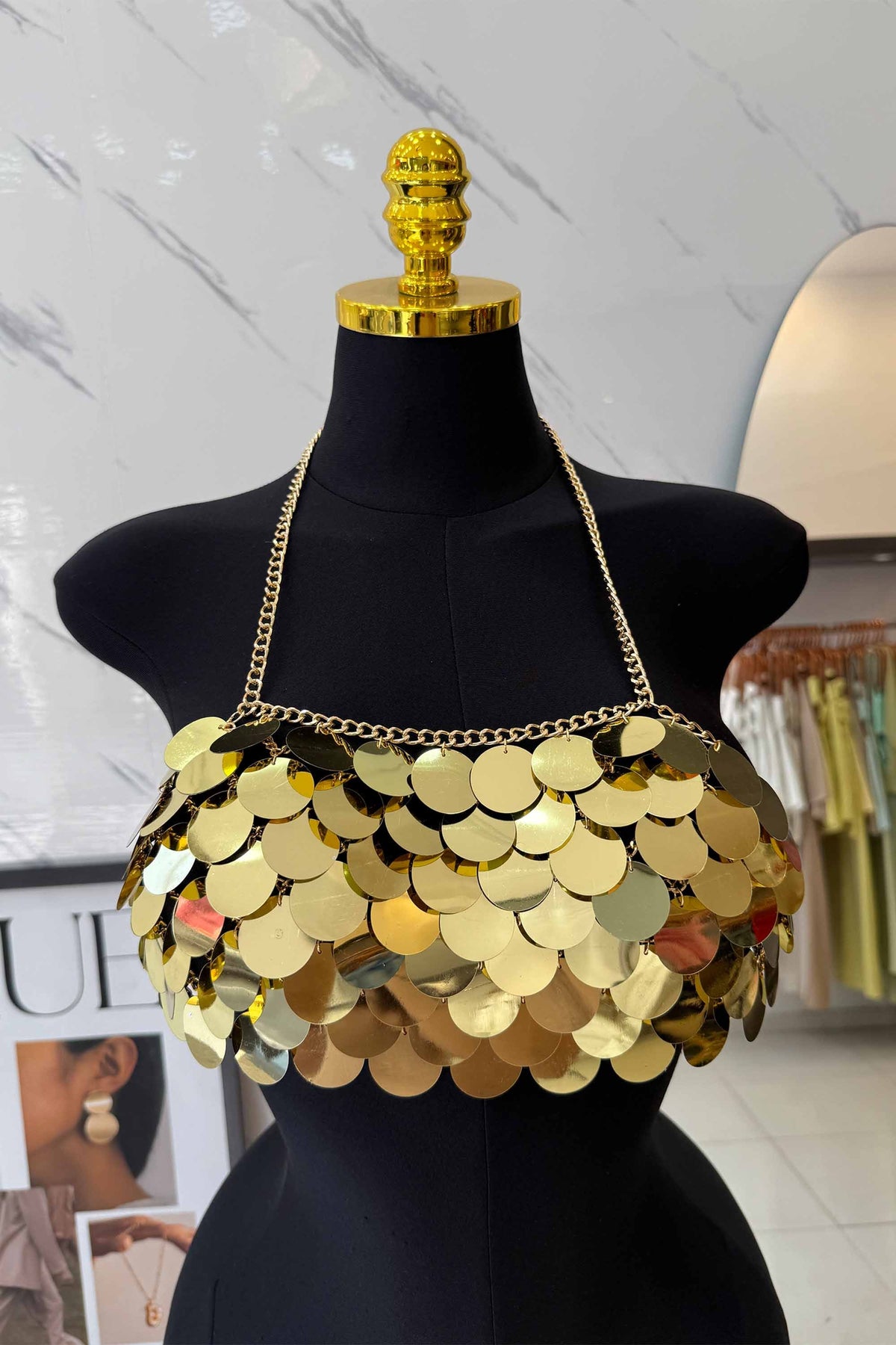 Cropped de Corrente Moedas Grandes Body Chain Metalizado