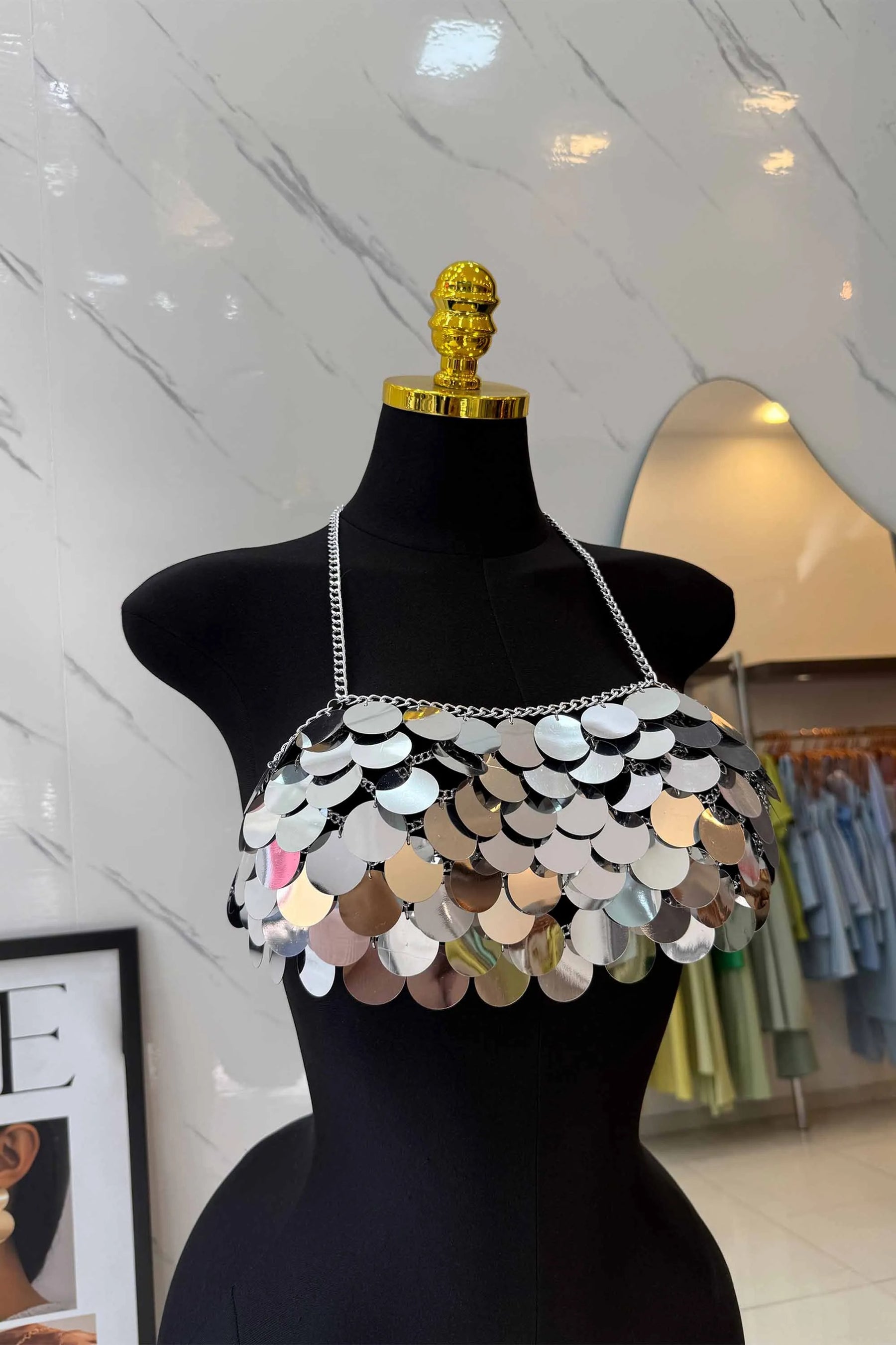 Cropped de Corrente Moedas Grandes Body Chain Metalizado